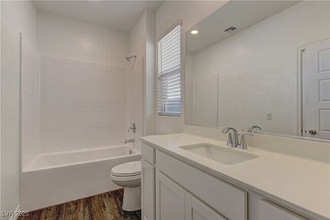 Building Photo - 222 Palisade Fls Ave