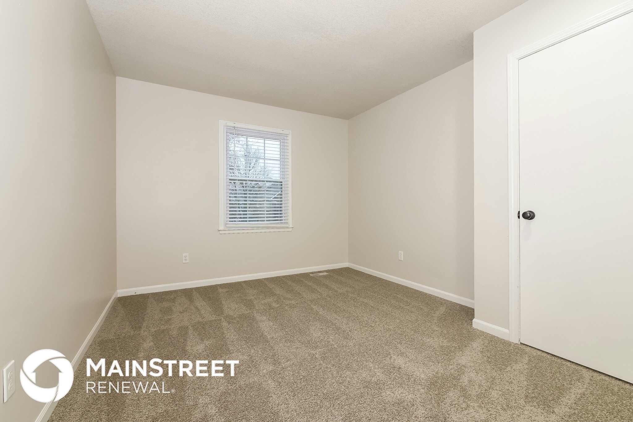 Building Photo - 8240 Bell Rd