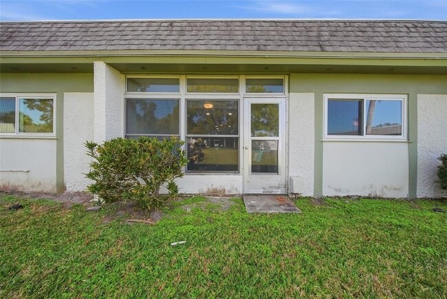 Building Photo - 4651 Lake Villa Dr