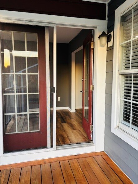 Building Photo - 743 Deering Rd