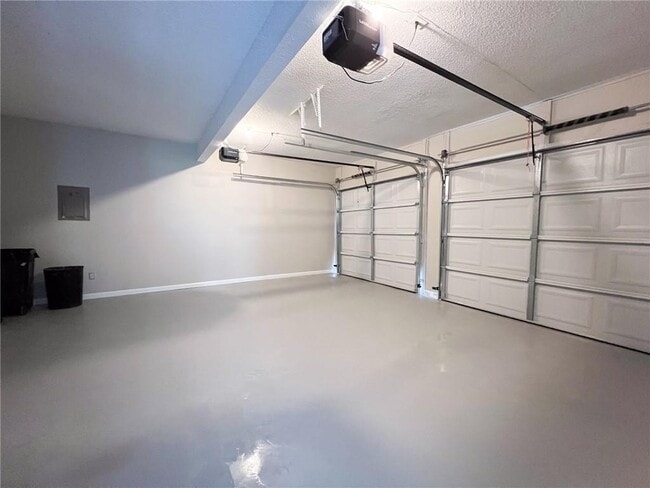 Building Photo - 1575 Watercrest Cir