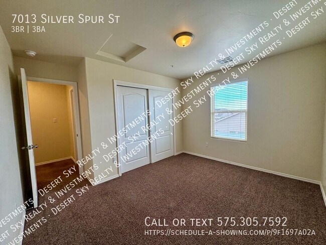Building Photo - 7013 Silver Spur St