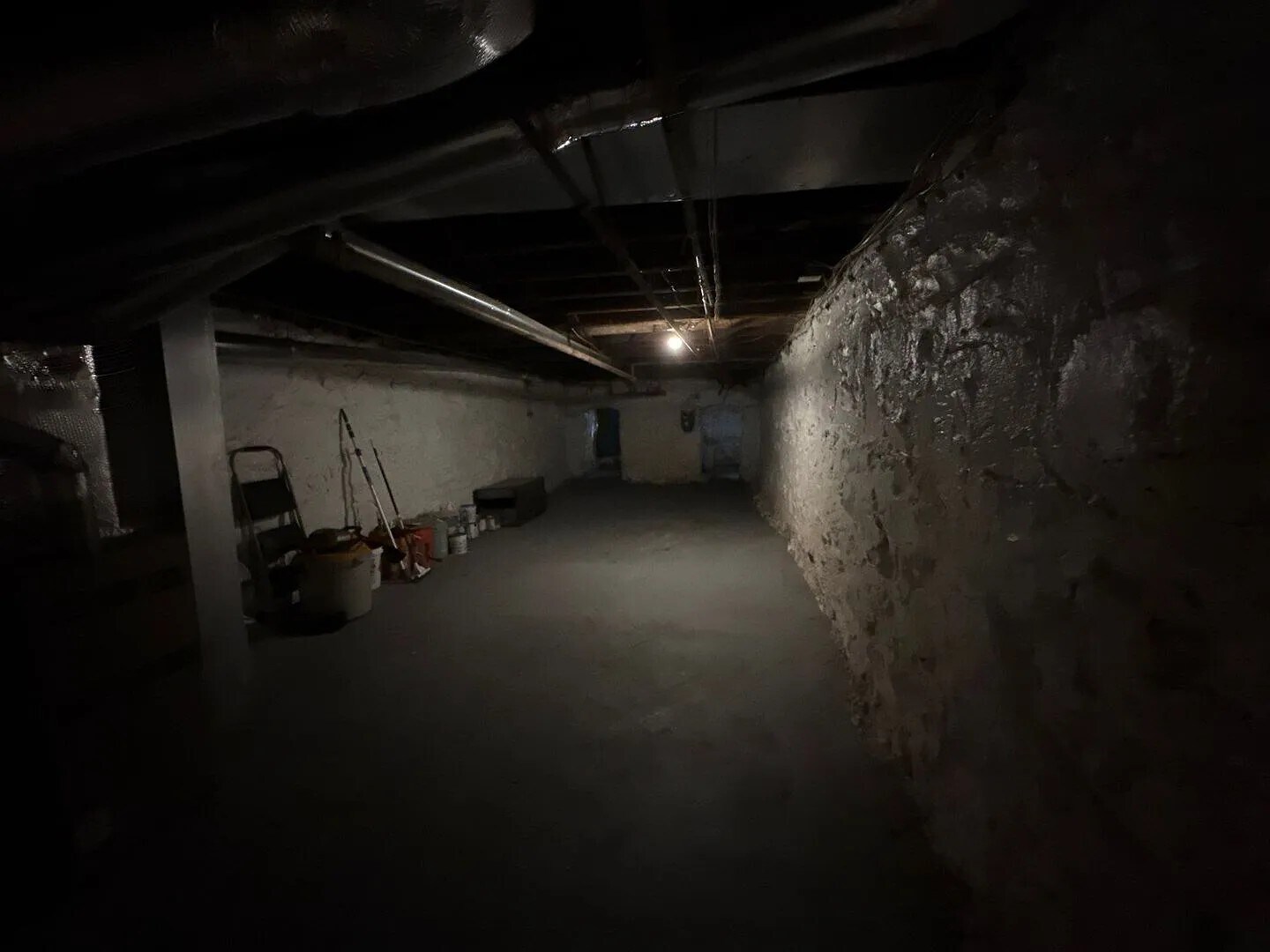 Building Photo - 1625 Appleton St