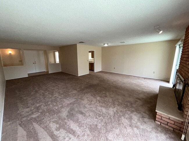 Building Photo - 10551 W Prairie Hills Cir