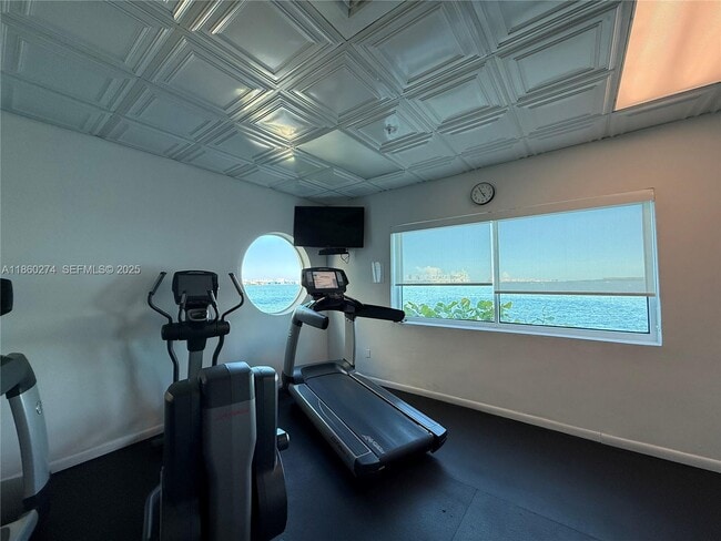 Building Photo - 800 Claughton Island Dr