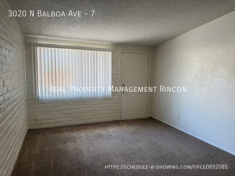 Building Photo - 3020 N Balboa Ave