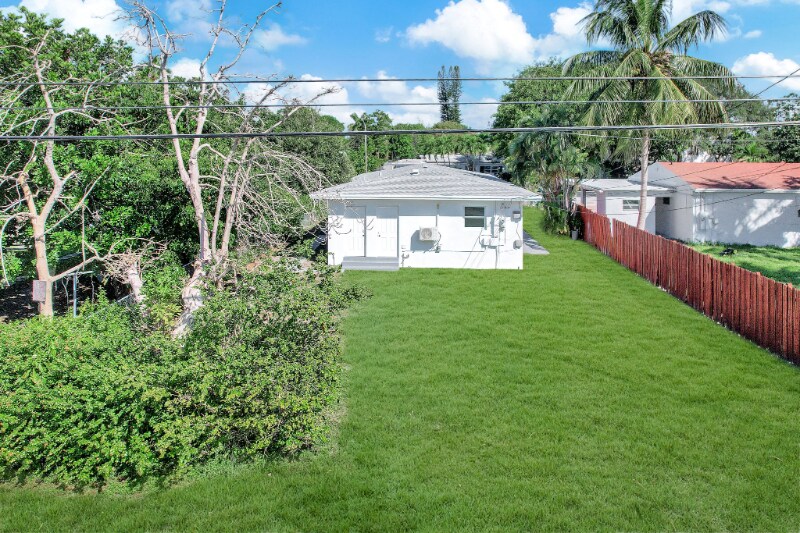 Building Photo - 2212 Roosevelt St