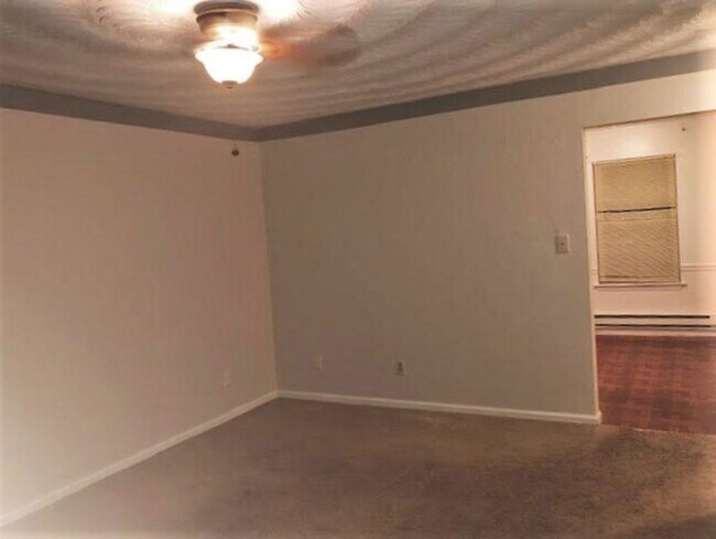 Building Photo - 2 BED DUPLEX