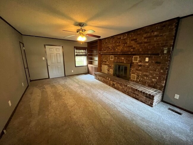 Building Photo - 3 Bedroom/2 Bath House in Batesville