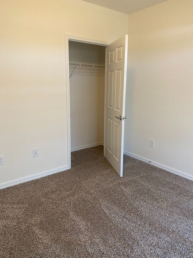 Building Photo - Welcome Home!