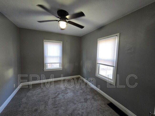 Building Photo - 511 Ricker St