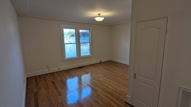 Building Photo - 816 Addison St