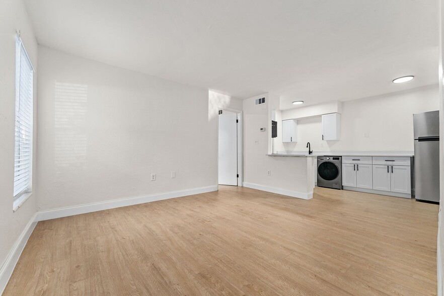 Interior Photo - CenterPoint