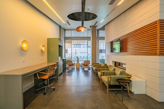 Building Photo - 333 E Roosevelt St