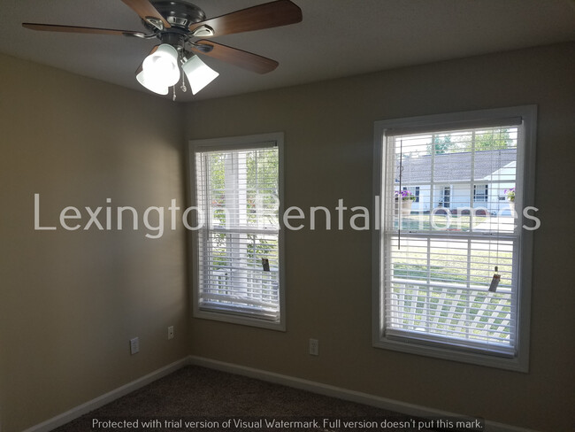 Building Photo - 106 Maguire Dr