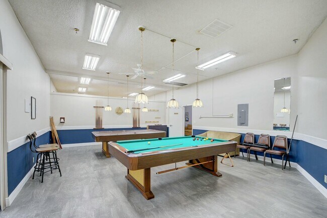 Building Photo - 3810 Via Poinciana