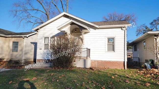 Building Photo - Beautifully updated 2 bedroom home for rent!