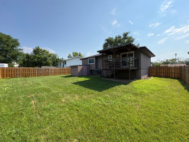 Building Photo - Spacious Single-Family Home with Fenced Backyard & Attached Garage