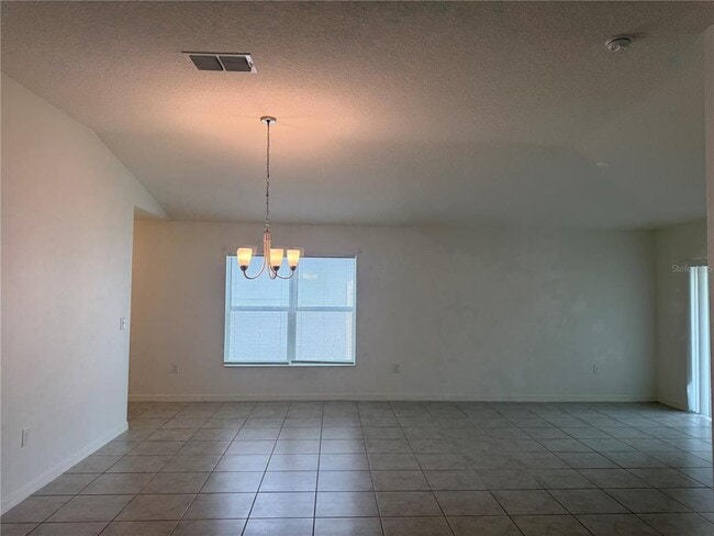 Building Photo - 711 Scrub Oak Hammock Rd