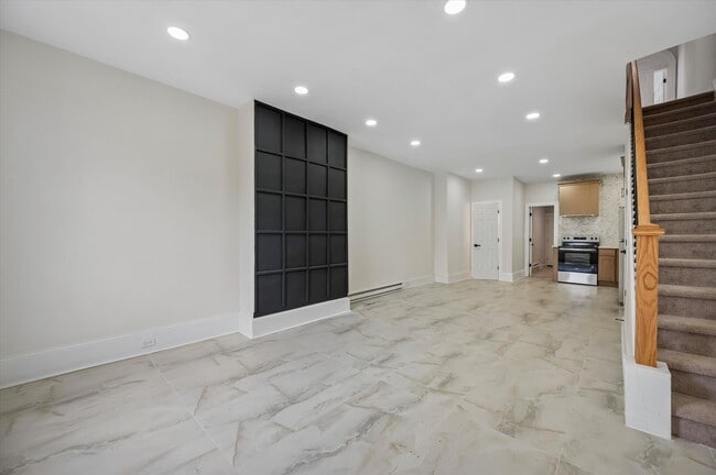 Building Photo - 4946 Aspen St