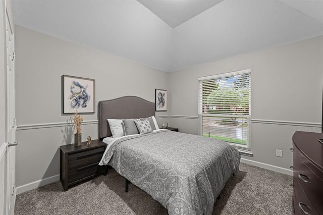 Building Photo - 4719 Highlands Dr