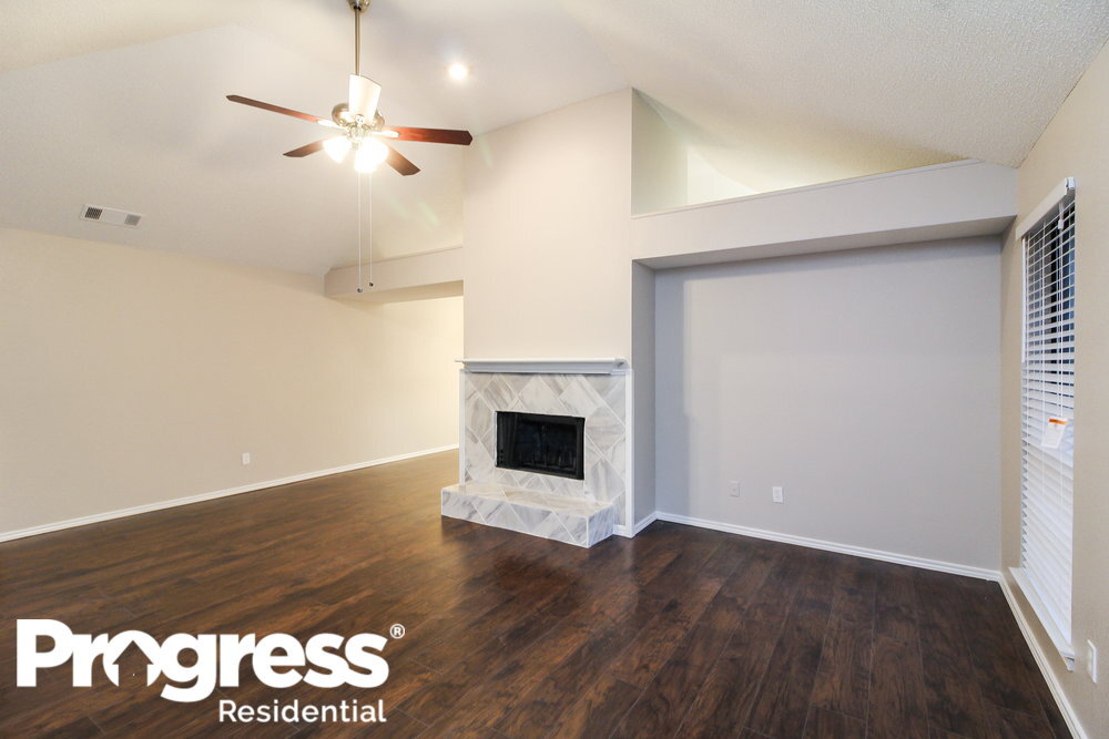 Building Photo - 3309 Country Creek Ln