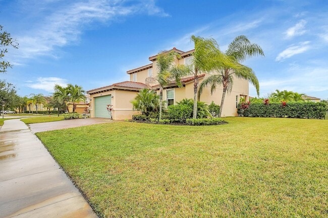 Building Photo - 11240 SW Wyndham Way