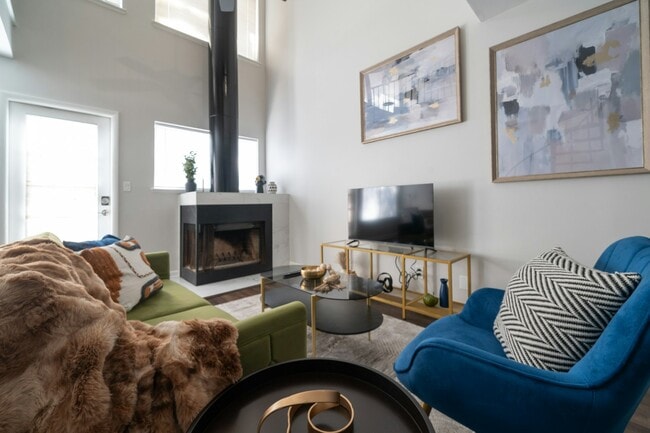 Building Photo - 20 Finch Trl NE