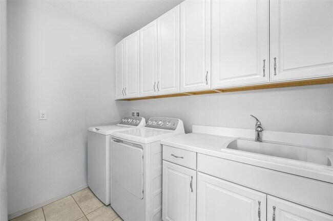 Building Photo - 13760 Stevenson Ln