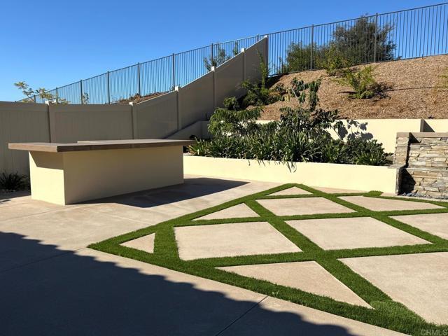 Building Photo - 911 Lindbergh Dr