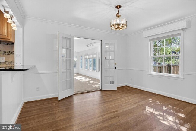 Building Photo - 5405 Ridgefield Rd