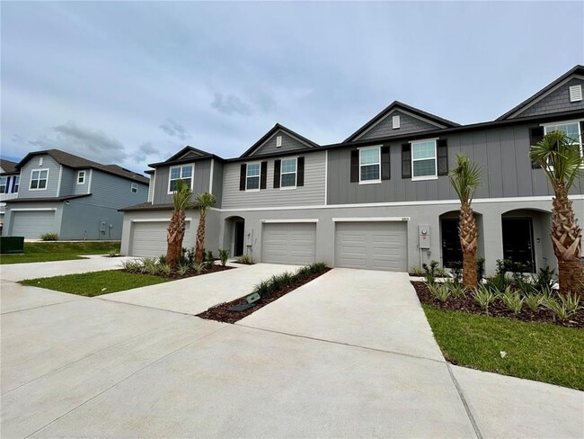 Building Photo - 32067 Eastern Redbud Br