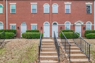 Building Photo - 5021 Birchman Ave