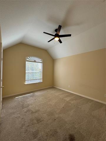 Building Photo - 9101 Forest Hills Dr
