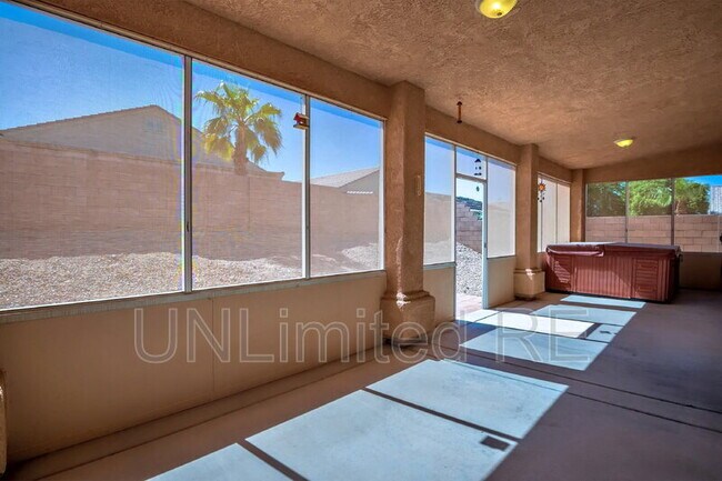 Building Photo - 4926 Mesa Blanca Way