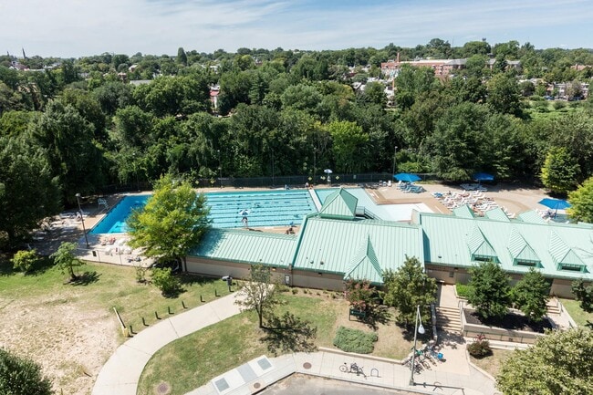 Building Photo - 1275 25th St NW