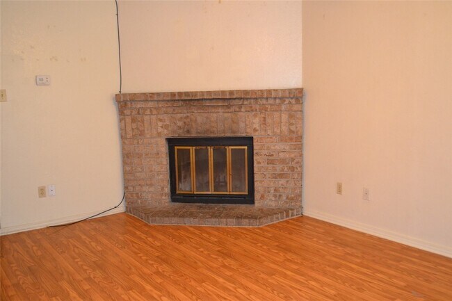 Primary Photo - 3053 Olympia Dr