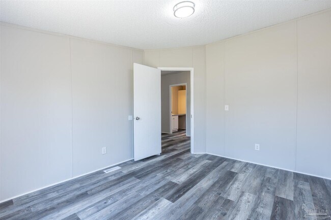 Building Photo - 5816 Congress Ct