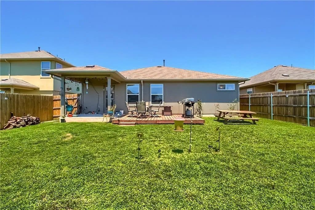 Building Photo - 13817 Sierra Wind Ln