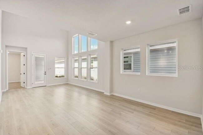 Building Photo - 3024 Mirage Pl