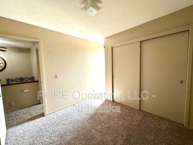 Building Photo - 1631 N 109th Plaza