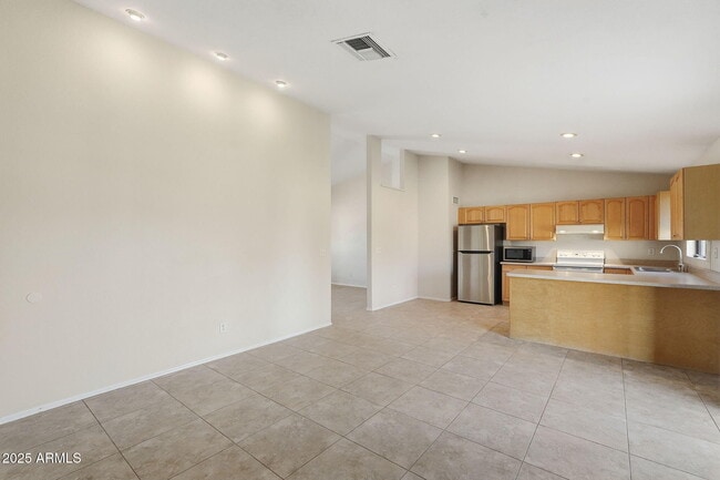 Building Photo - 16264 N 66th St