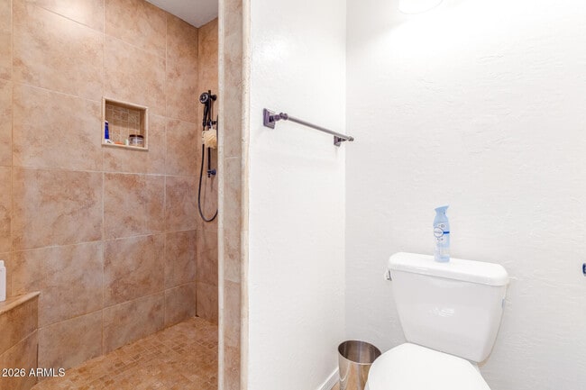 Building Photo - 3312 S Ventura Dr