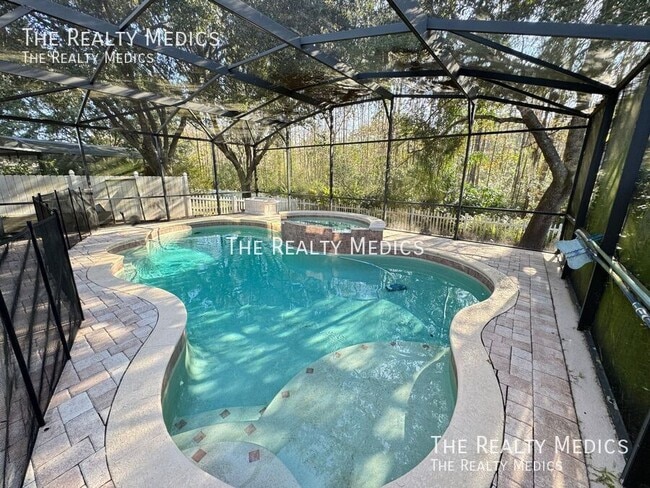 Building Photo - 2938 Daybreak Dr