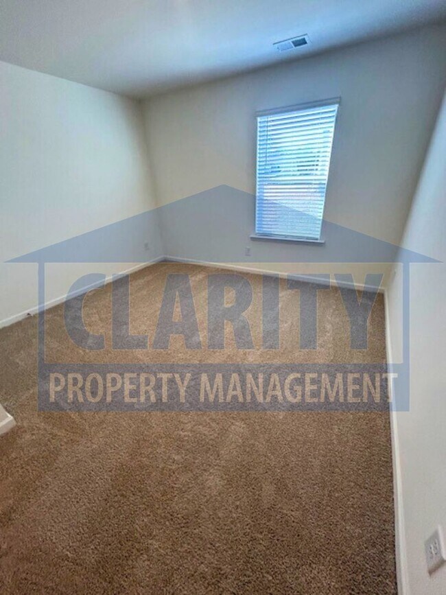 Building Photo - April’s Rent Is On Us – Apply Now!!