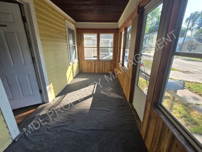 Building Photo - 3-Bedroom Home in Saginaw