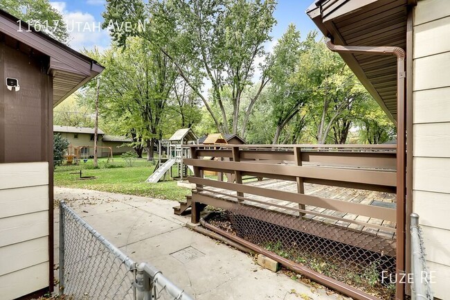 Building Photo - 11617 Utah Ave N