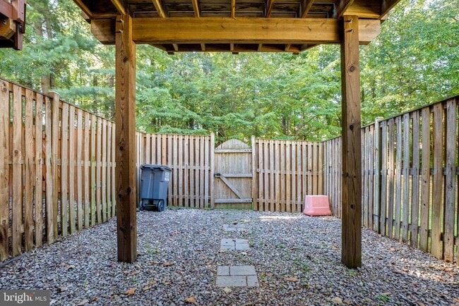 Building Photo - 5678 White Dove Ln