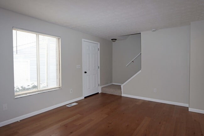 Building Photo - 5740 Vestry Ct