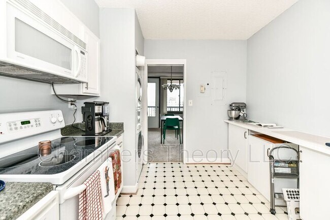 Building Photo - 5500 Holmes Run Pkwy